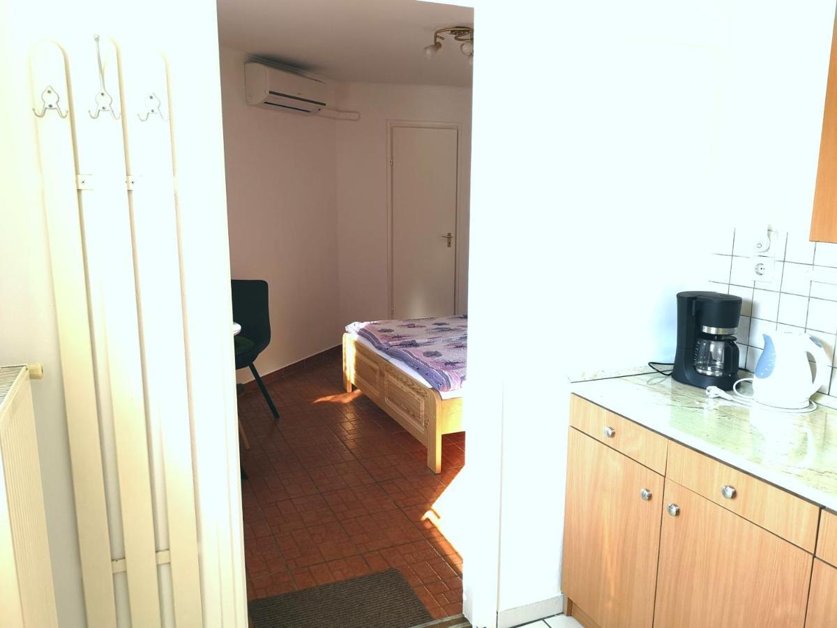 Apartman Kaszas Garden Mosonmagyaróvár Екстериор снимка