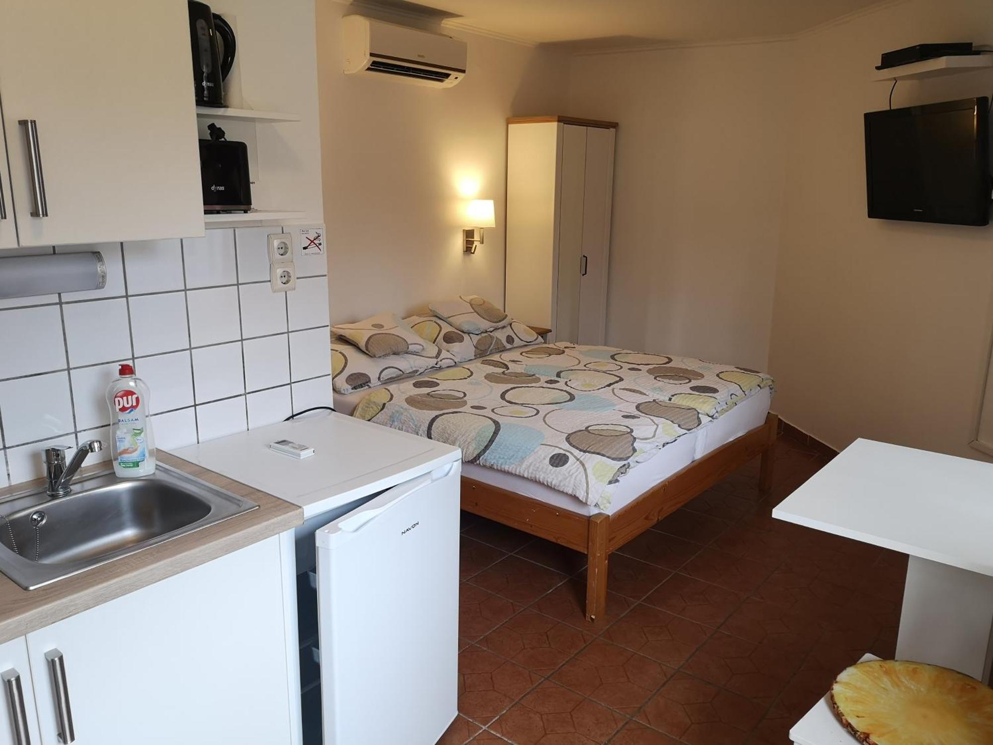 Apartman Kaszas Garden Mosonmagyaróvár Екстериор снимка