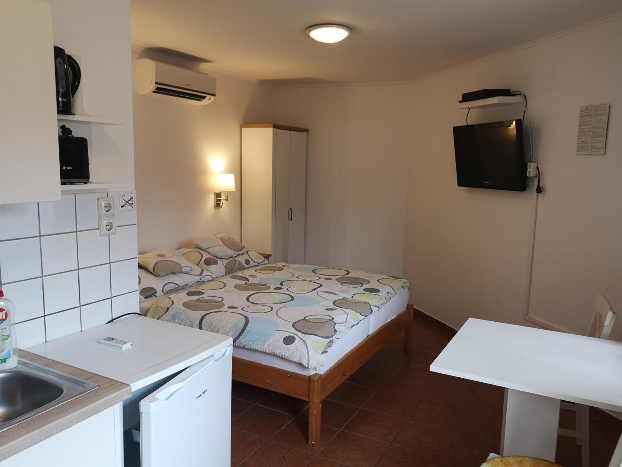 Apartman Kaszas Garden Mosonmagyaróvár Екстериор снимка