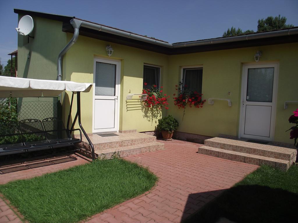 Apartman Kaszas Garden Mosonmagyaróvár Екстериор снимка