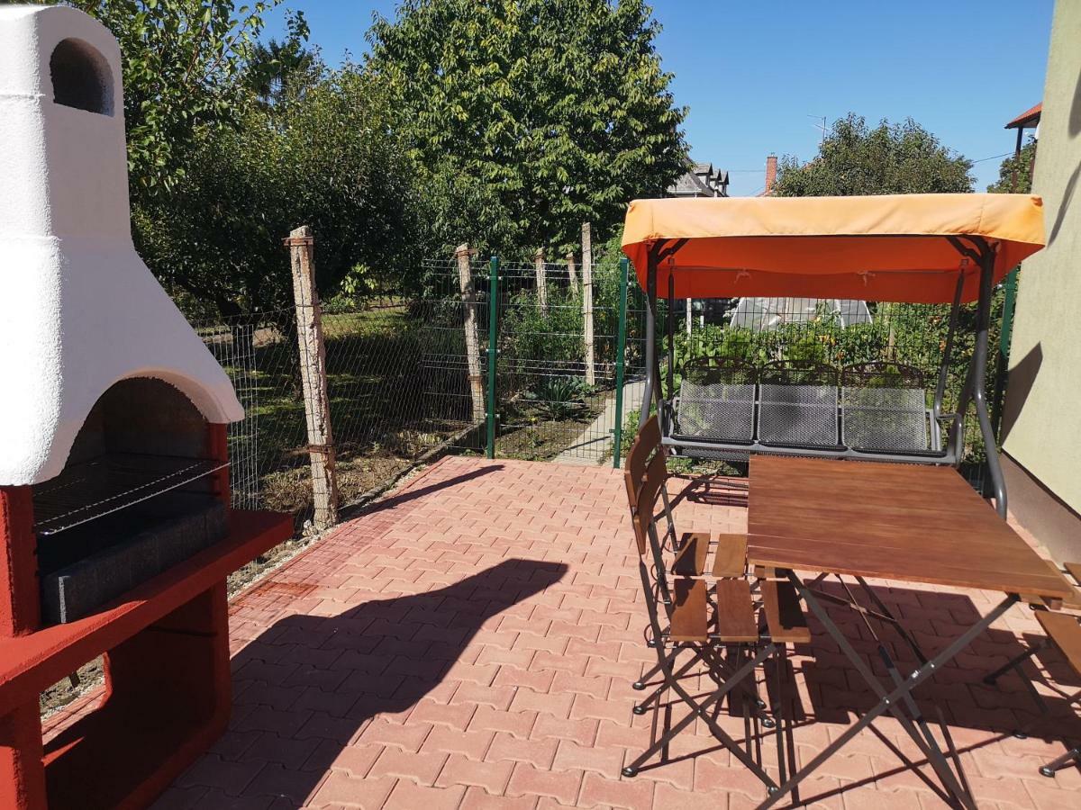 Apartman Kaszas Garden Mosonmagyaróvár Екстериор снимка
